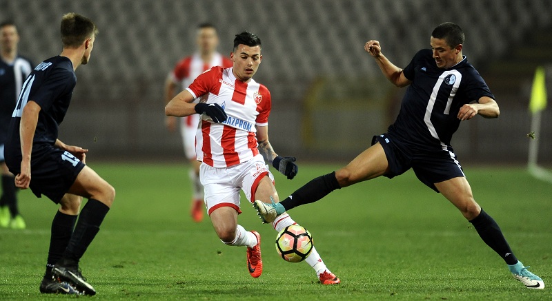 Немања Радоњић остаје у Звезди